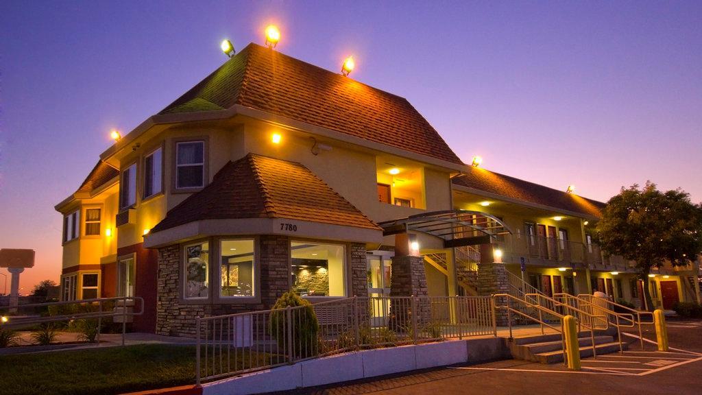 Quality Inn Elk Grove-Сакраменто Екстер'єр фото