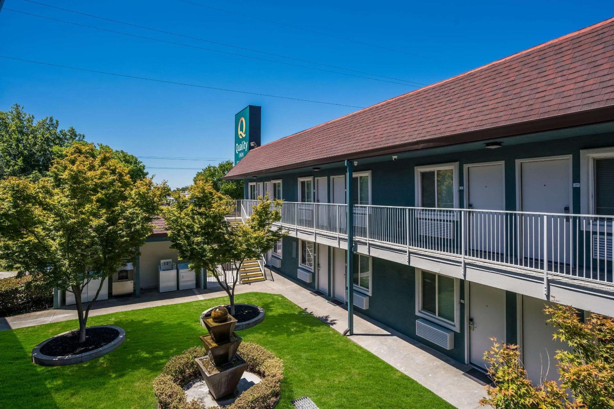 Quality Inn Elk Grove-Сакраменто Екстер'єр фото